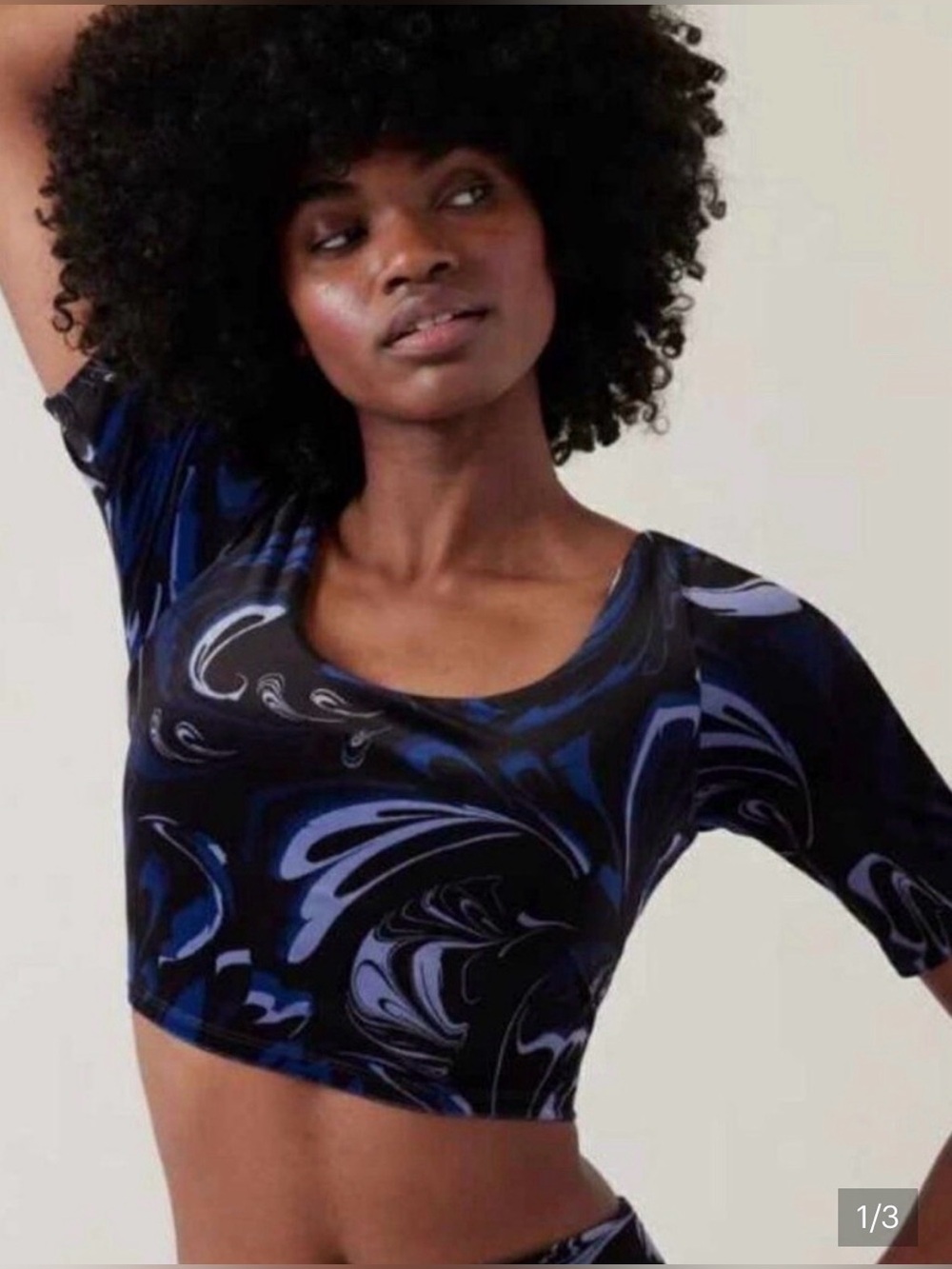 Athleta Exhilarate Plush Velvet Crop Top Shelf Bra A-C Cup Agate Women’s Medium
